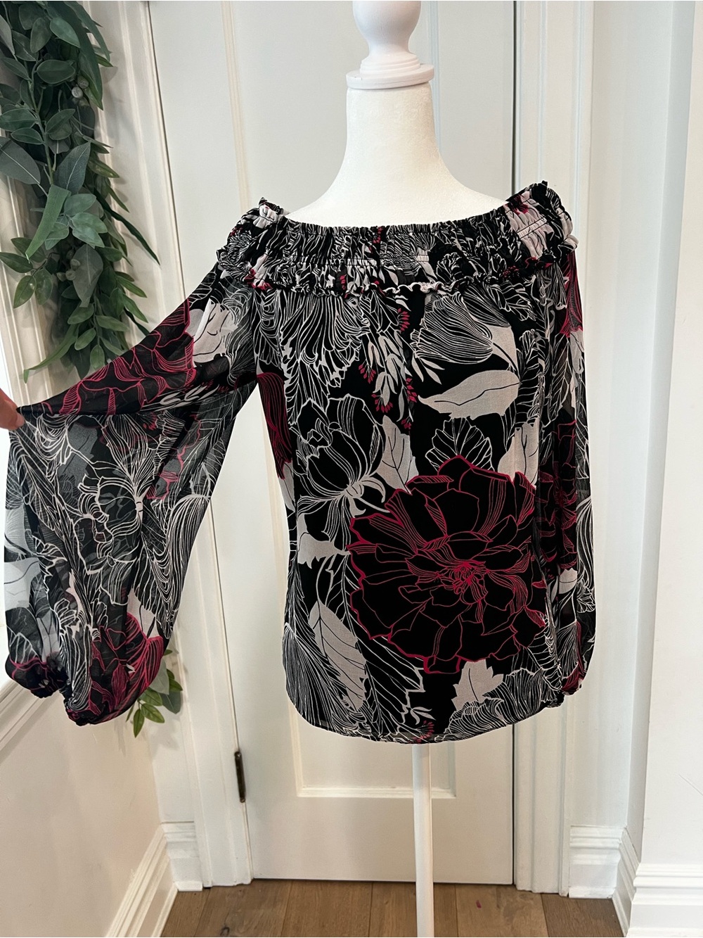 Smocked Off-Shoulder Floral Blouse in Black, Gray & Pink